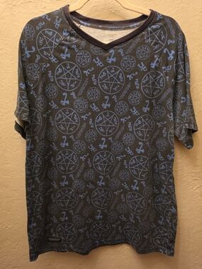 Supernatural Join the Hunt Pentagram Devil's Trap Symbols T-Shirt Large SPN